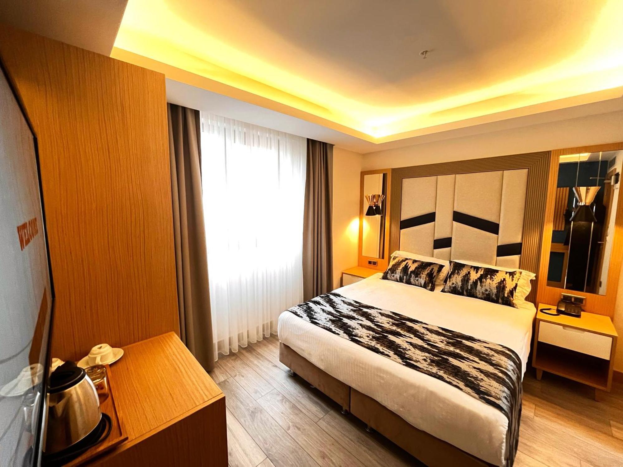 Downtown Sirkeci Hotel Istanbul Exterior photo