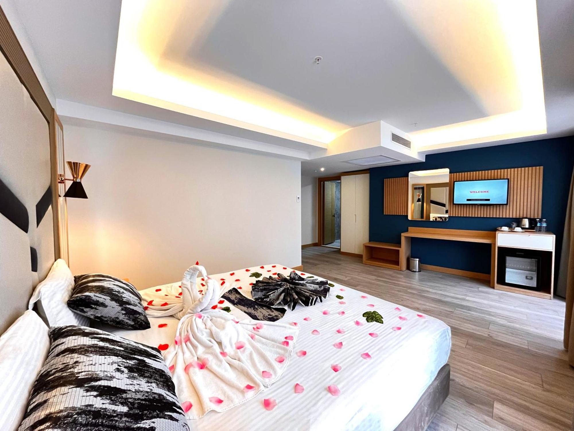 Downtown Sirkeci Hotel Istanbul Exterior photo